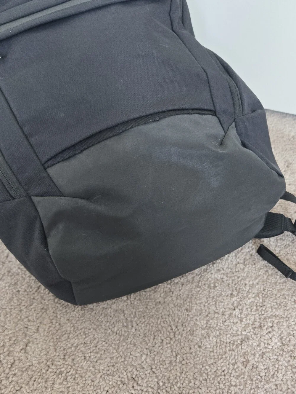 Thule Paramount 27L Backpack Black Laptop Compartment Water-resistant Nylon